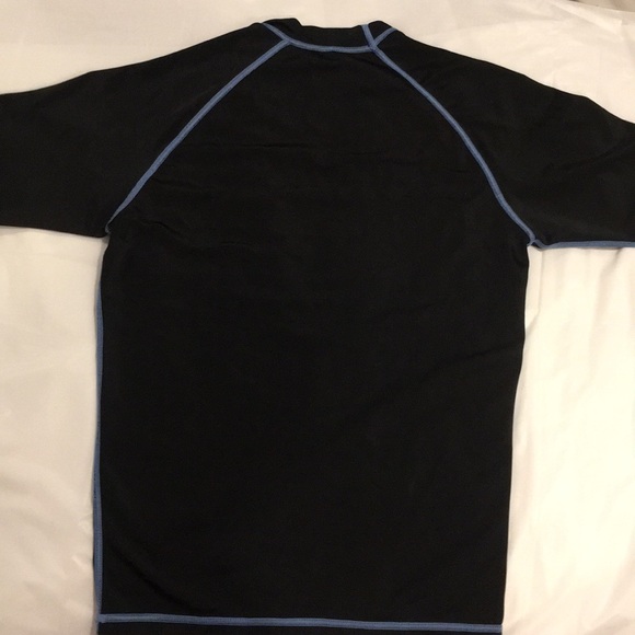 US Divers shirt size S 92% Polyestor 8% Spandex - Picture 4 of 5